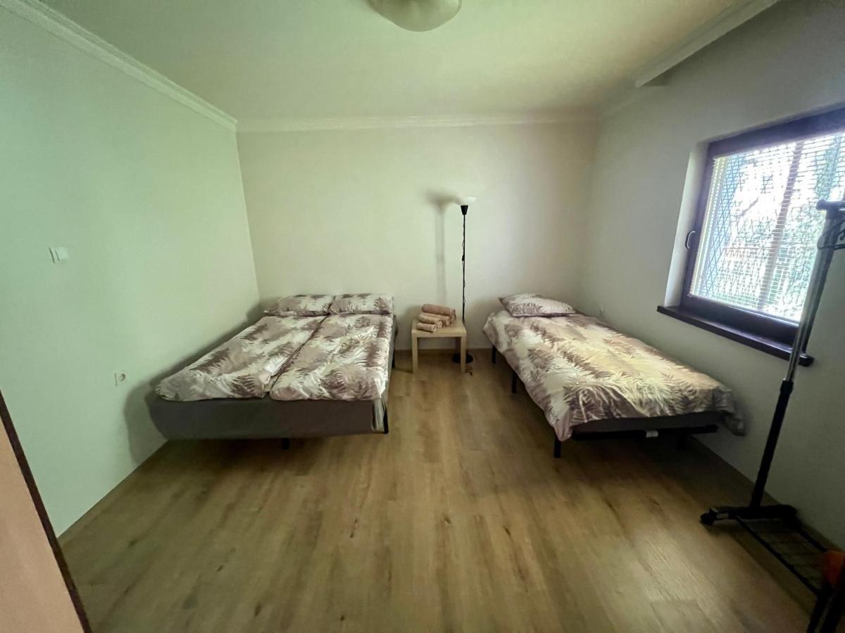 Home Base Apartments 斯科普里 外观 照片