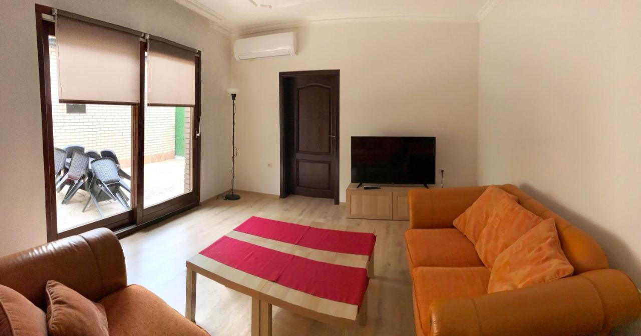 Home Base Apartments 斯科普里 外观 照片